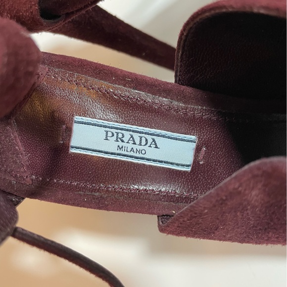 NWOB Prada burgundy suede peep toe leather strap heels size 39.5 - Picture 4 of 10